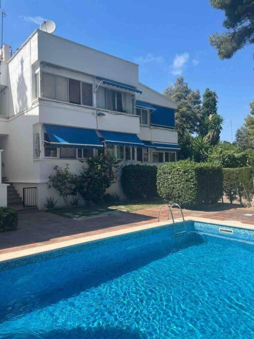 Miniloft Con Piscina Caminando A La Playa Lägenhet Tarragona Exteriör bild